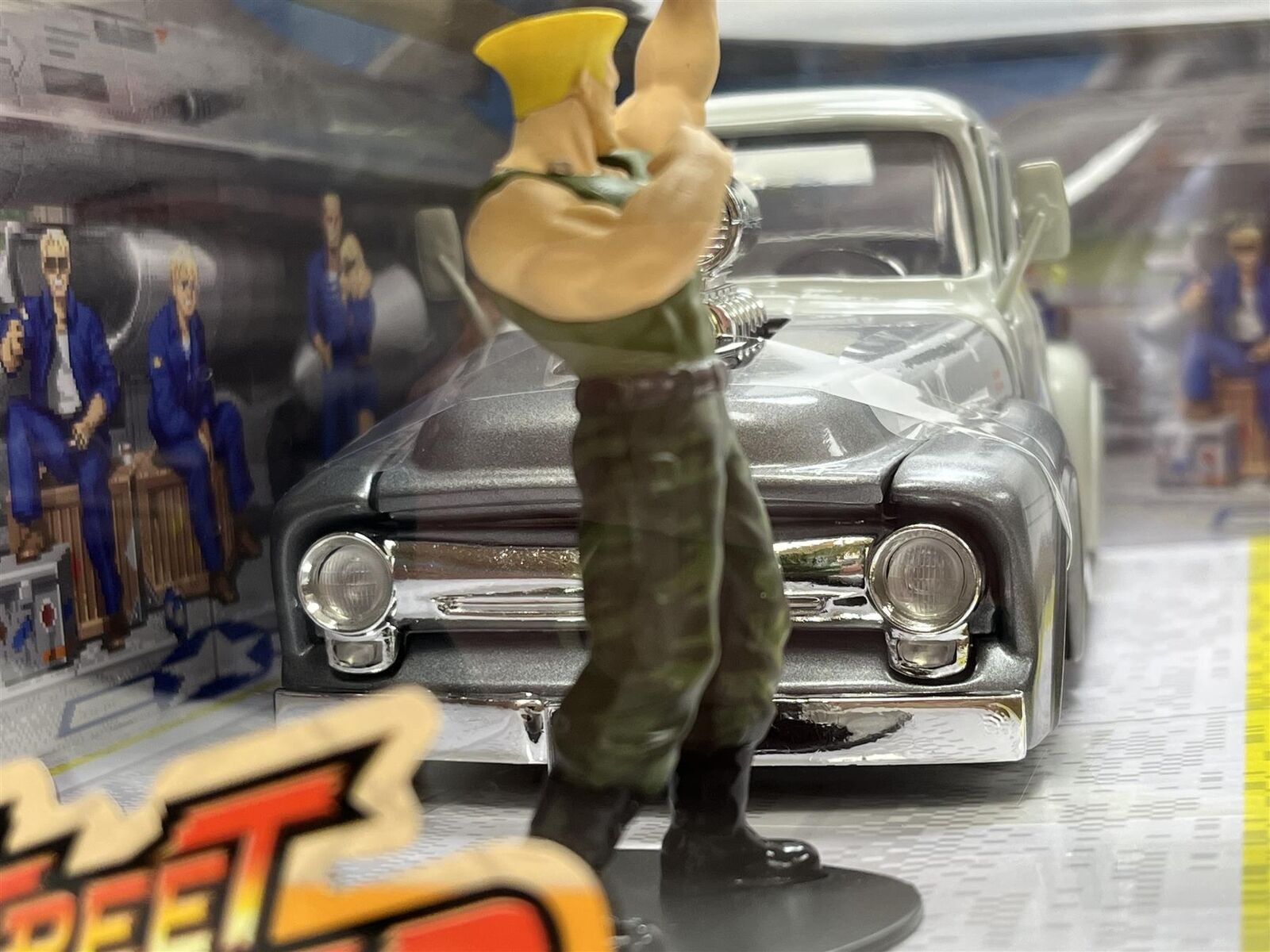 Street Fighter, Guile & 1956 Ford F-100, 1:24 Scale Vehicle & 2.75 Figure