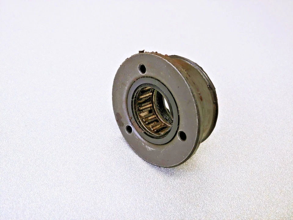 MUY BONITO USADO ORIGINAL PORSCHE 924 944 968 EJE DE DIRECCIÓN COJINETE INFERIOR CON CASQUILLO Foto 2 de 3