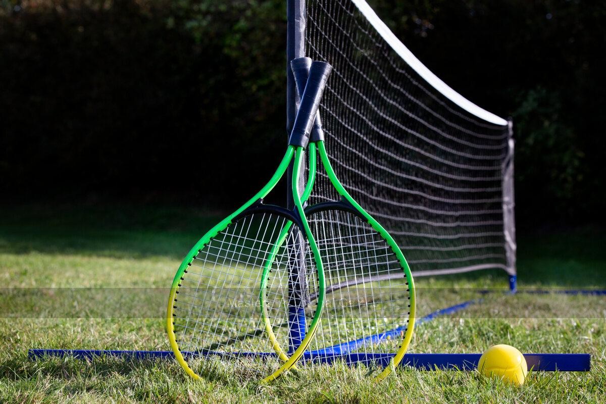  - Sunsport Short Tennis Set Portable Net 2 Rackets Ball & Carry Case Beach Or Garden Games For Kids & Adults - Image 3