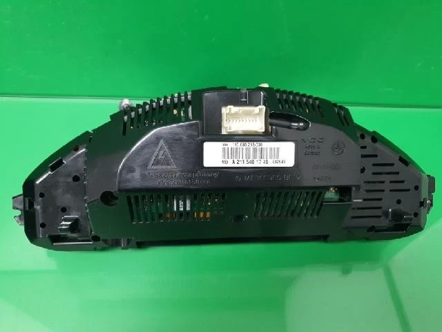 Mercedes-Benz E350 2006 grupos de instrumentos 2115401748 Foto 4 de 4