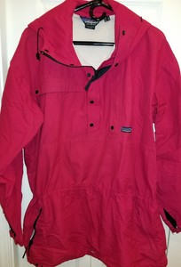 patagonia pullover windbreaker