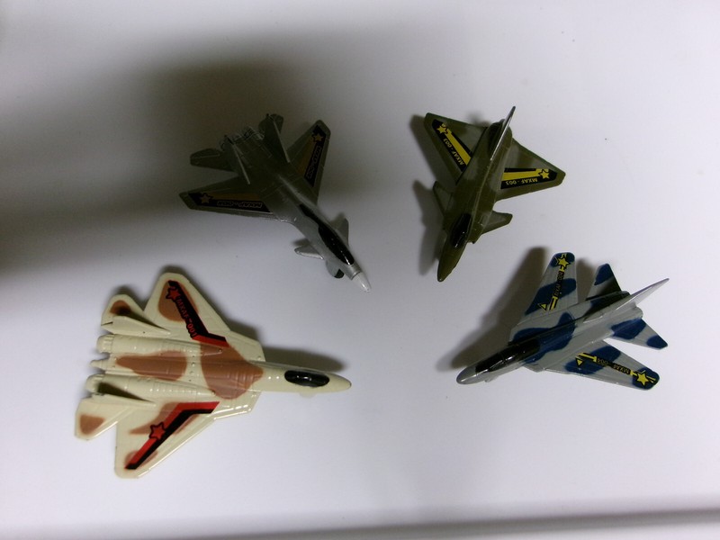 Set of 4 Motor Max MXAF Military Air Force Fighter Jets Camo Diecast Toy Planes