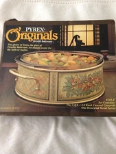 Pyrex Originals Fireside CASSEROLE W/LID 2qt Bakeware And Decorated Metal Server