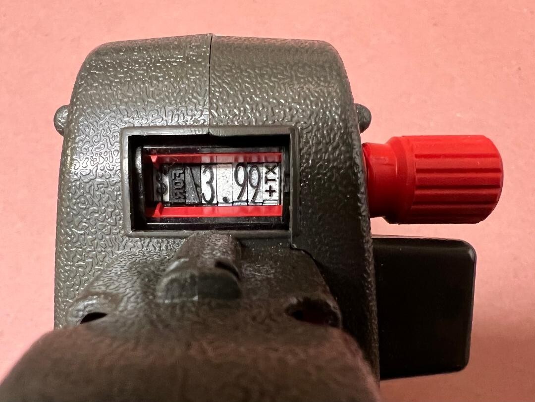 Avery Dennison Monarch 1131 Pricing Gun Label Price Tag Labeler Single