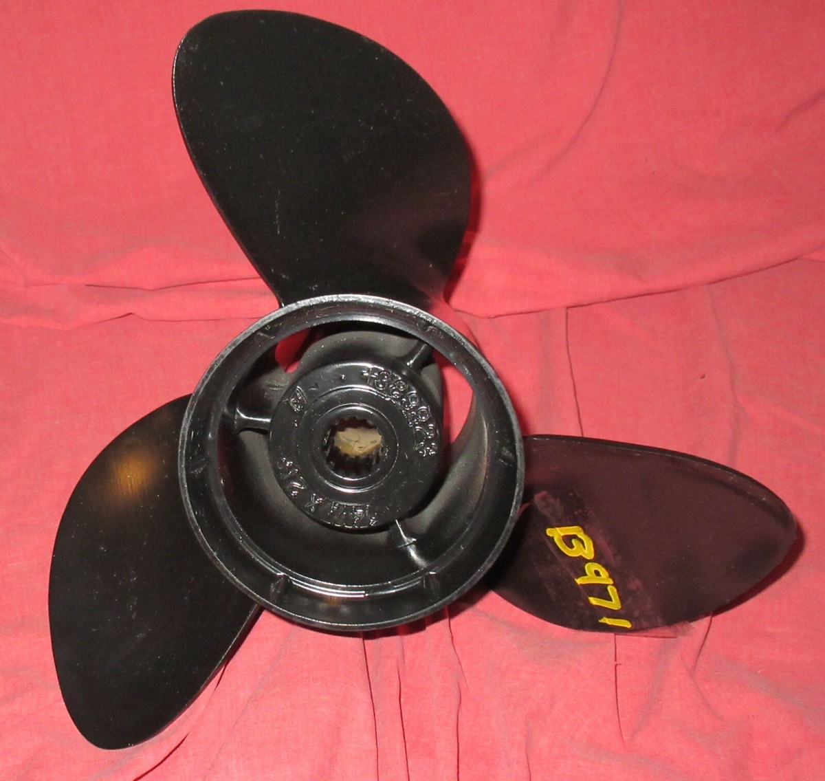 OMC 389923 14.25 X 21 Right Hand Stainless Steel 3b Propeller 15