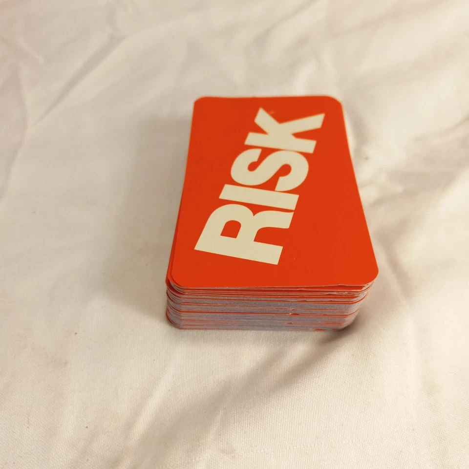 VTG 1980 Risk Board Game Replacement Pieces Parts Parker Brothers Instructions - Image 3 of 4