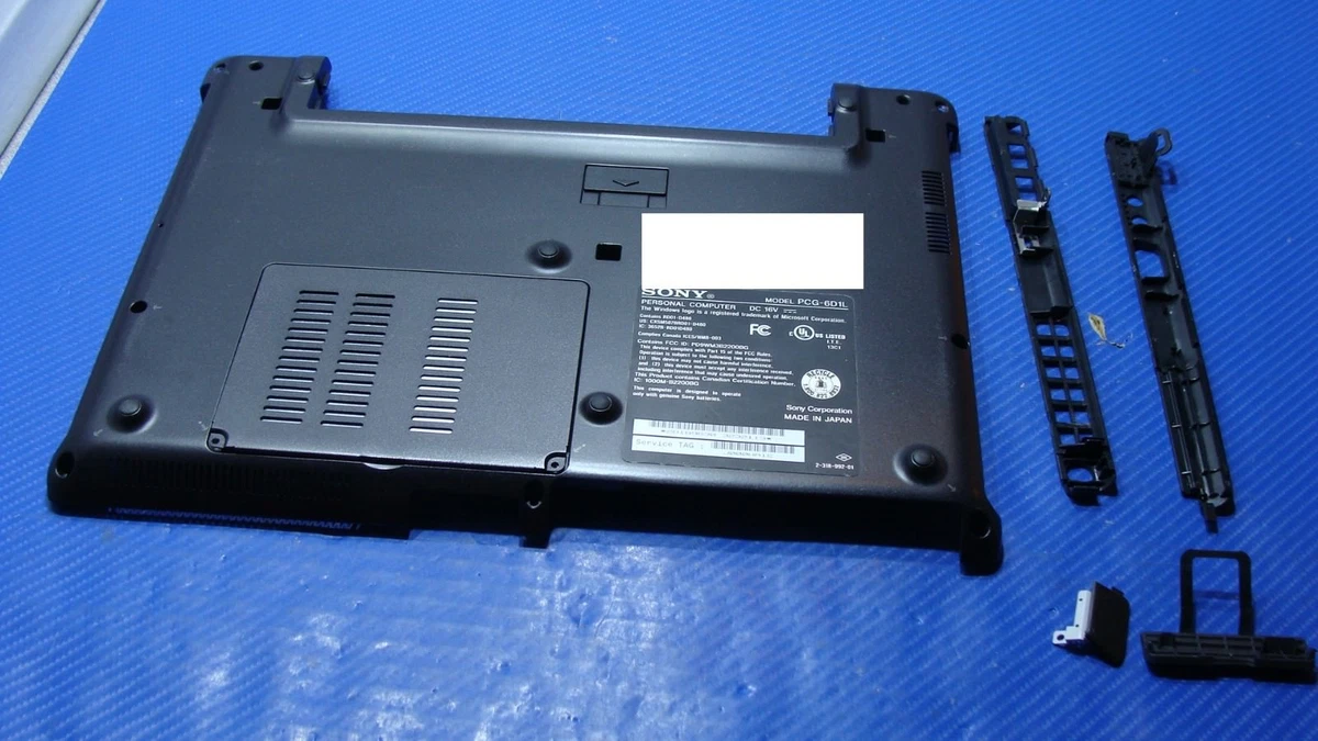 Plasturgie de basse dessous Sony sve1112m1ew