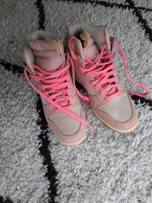 chaussures femme nike dunk sky hight rose pointure 38,5 - Photo 1/4