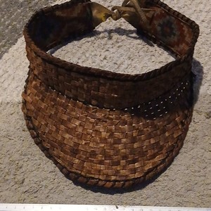 Brown Wicker Round Basket w/ Handles Free Standing 10 in H 5x6 in