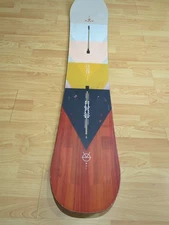 Used 148cm Women's Burton Yeasayer Flying V Snowboard (2020)