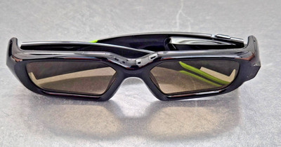 NVIDIA 3D Vision Wireless Glasses Model 1 (942-10701-0001-002) inkl. Zubehör OVP