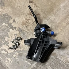 06-11 HONDA CIVIC 1.8L R18A1 MANUAL TRANSMISSION SHIFTER BOX / GEAR SELECTOR