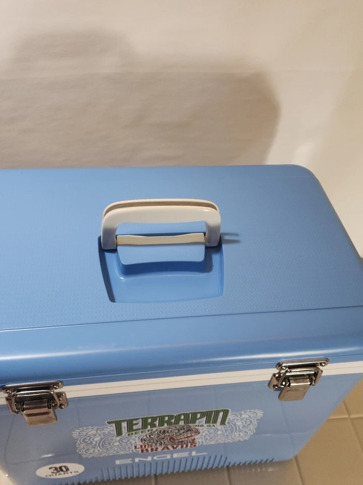 Engel Coolers 30 cuartos 48 latas enfriador aislado caja seca, terrapina azul ártico Foto 2 de 4