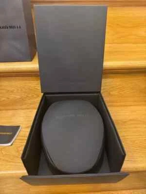 Richard Mille schwarze Uhrenbox mit Einkaufstaschenkarte und Etikett - Bild 1 von 4