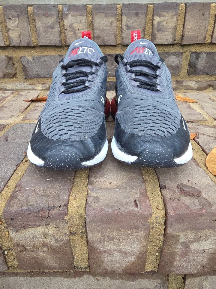 Nike Air Max 270 Zapatos Mujer Talla 5.5Y Gris Rojo Negro Blanco DR8700-001 Tenis Foto 2 de 4