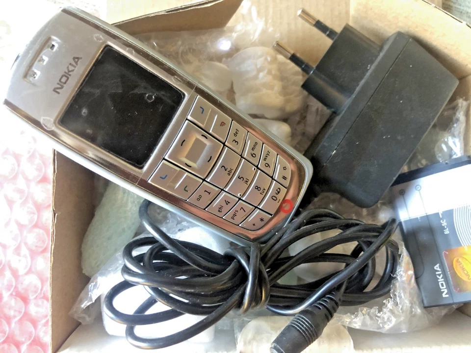 NOKIA 3120 - Immagine 3 di 4