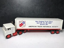 Winross 1985 Mack Truck Trailer New England Truck Show Boston 9"