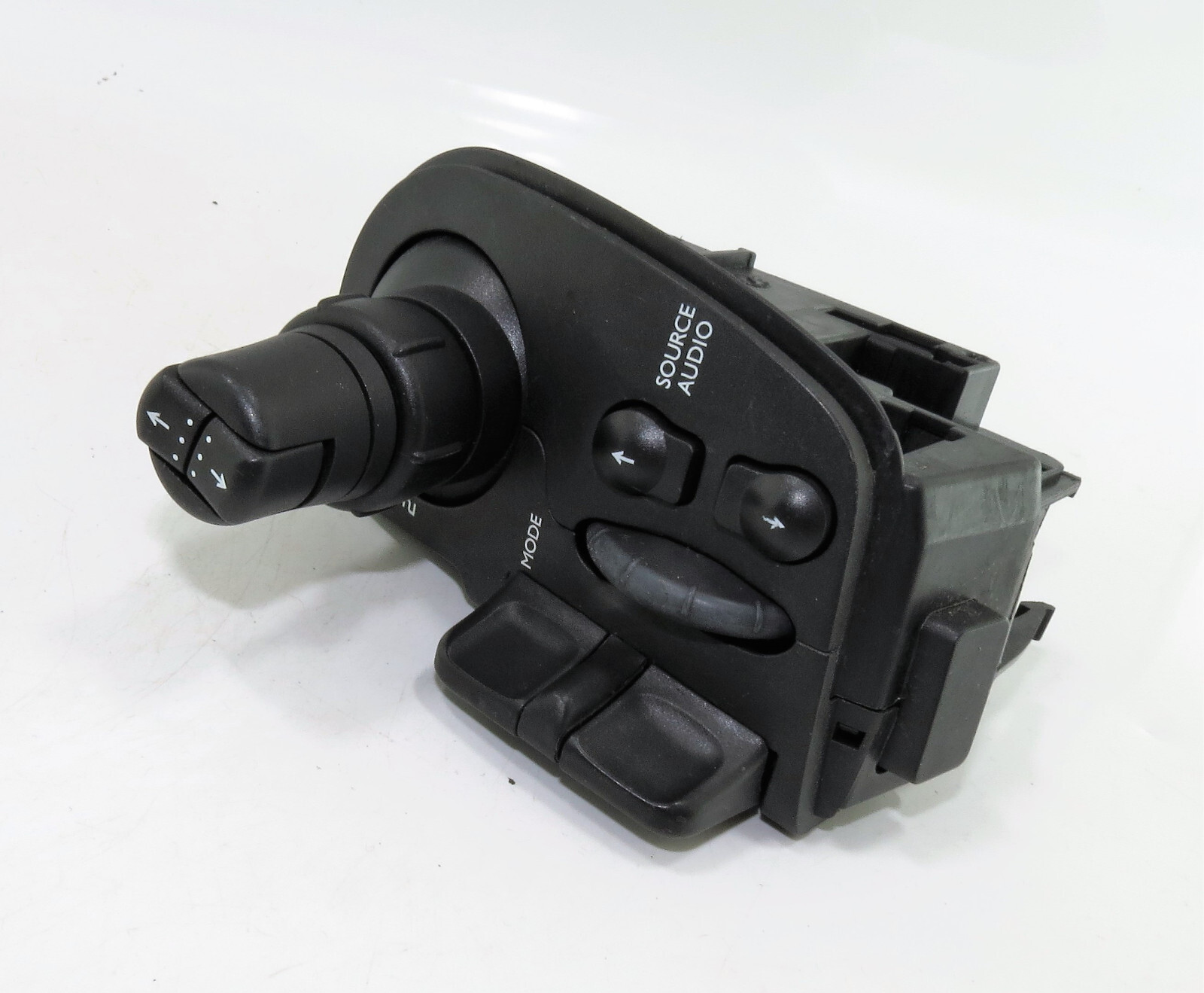 88103003177 Renault Clio 3 05-13 Right Side Front Rear Wiper Media  