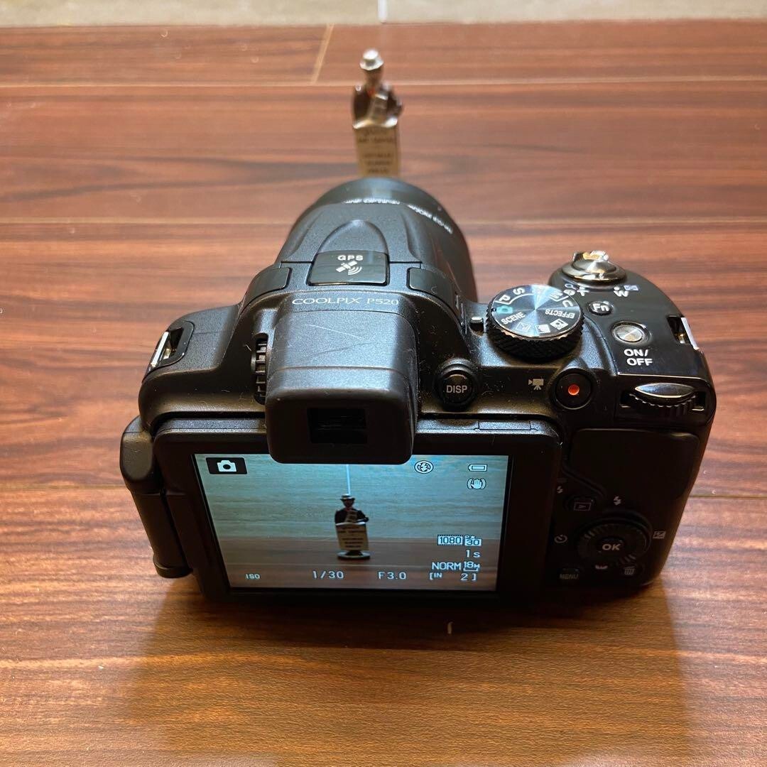 Nikon Coolpix P520 Black Digital Camera 2731 From Japan