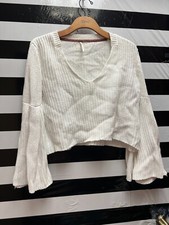 Women "Free People"white cropped knit pullover sweater.Size Not indicated CBelow