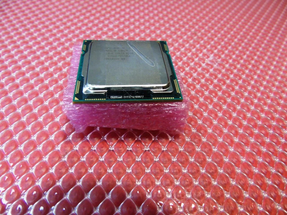 SRBLR - Intel Core i3, i3-530 Dual-Core 2.93 GHz LGA 1156 65W  Desktop CPU - Image 3 of 4