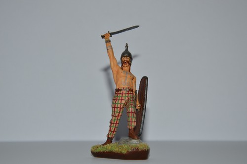 Andrea miniaturen, vollfiguren 54mm.Wiking-Krieger 900. - Maquettes et