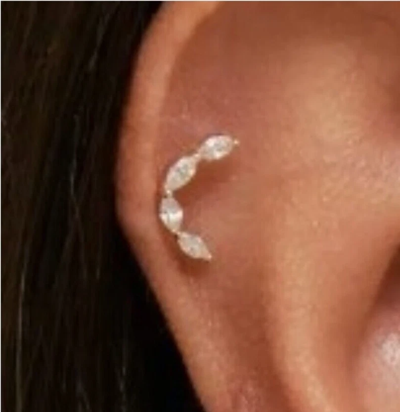 Piercing da orecchio luna con zirconi in acciaio inox per eliix trago lobo - Immagine 2 di 4