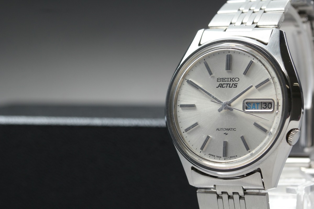 Vintage 1980 Seiko Actus 7009-8150 Day/Date 17J Automatic Mens Vintage 1980 Seiko Actus 7009-8150 Day/Date 17J Automatic Mens
