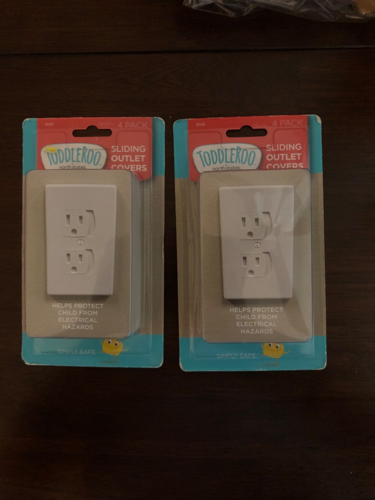 Toddleroo by north states sliding outlet covers simple safe 2x 4 pack NEW