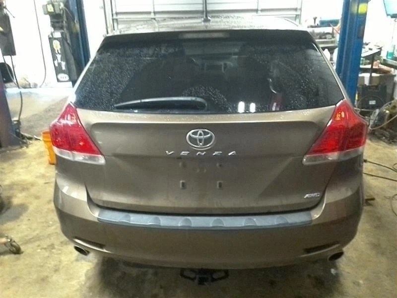 09 10 11 12 13 14 15 16 Toyota Venza Jack Foto 4 de 4