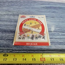 Model power H.O scale Track laying crew diorama figures #5700 sealed 