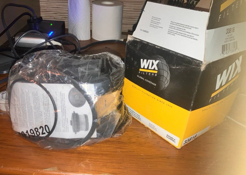 Filtro Combustible-DIESEL, Turbo WIX 33818, Compatible con Ford V8 7.3L 1999-2003 Foto 2 de 3