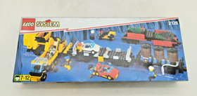 LEGO 2126 Train Cars MISB New Sealed Wagon Railway 4558 9v Train Trains 4547