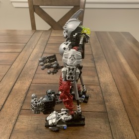LEGO BIONICLE: Axonn  Figure (8733) Incomplete