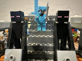 LEGO Minecraft: The End Portal (21124)