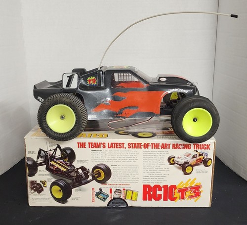Team Associated RC10 T3 1:10 Competition Offroad Racing Truck Kit With Box - Picture 1 of 19
