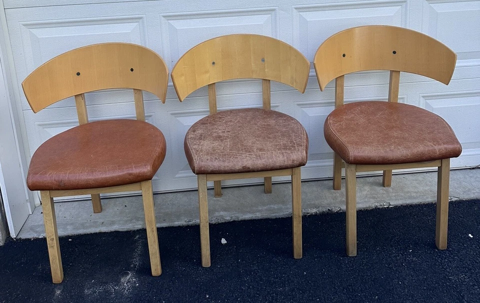 Sillas Ikea vintage (juego 3) de Niels Gammelgaard 1990 madera maciza cuero Italia Foto 4 de 4