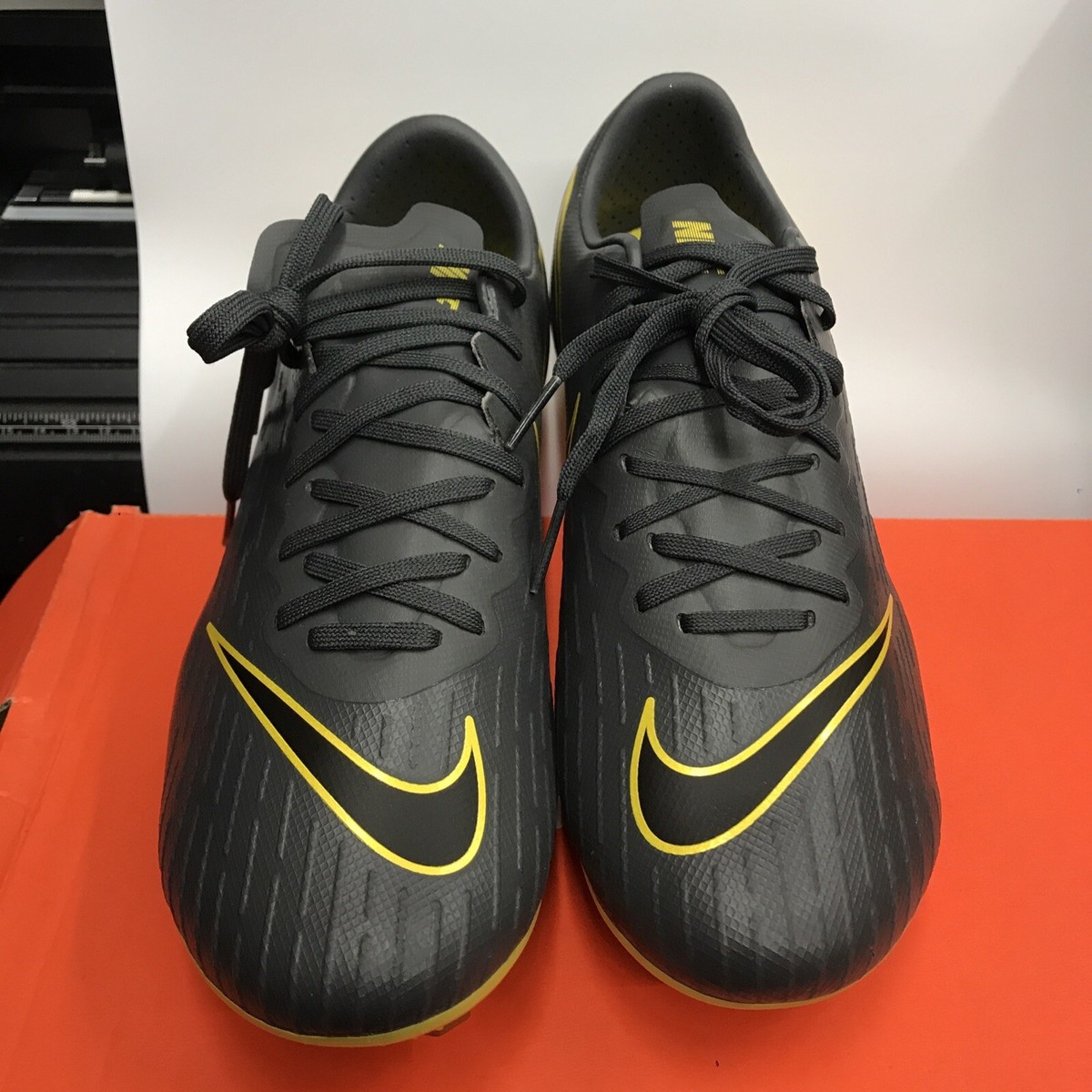 Nike Mercurial Vapor 12 Pro FG Soccer Cleats Lot Of 2 Grey/Yellow Sz 6 Men New Nike Mercurial Vapor 12 Academy SG-PRO Game Over - Dark Grey  main image 4