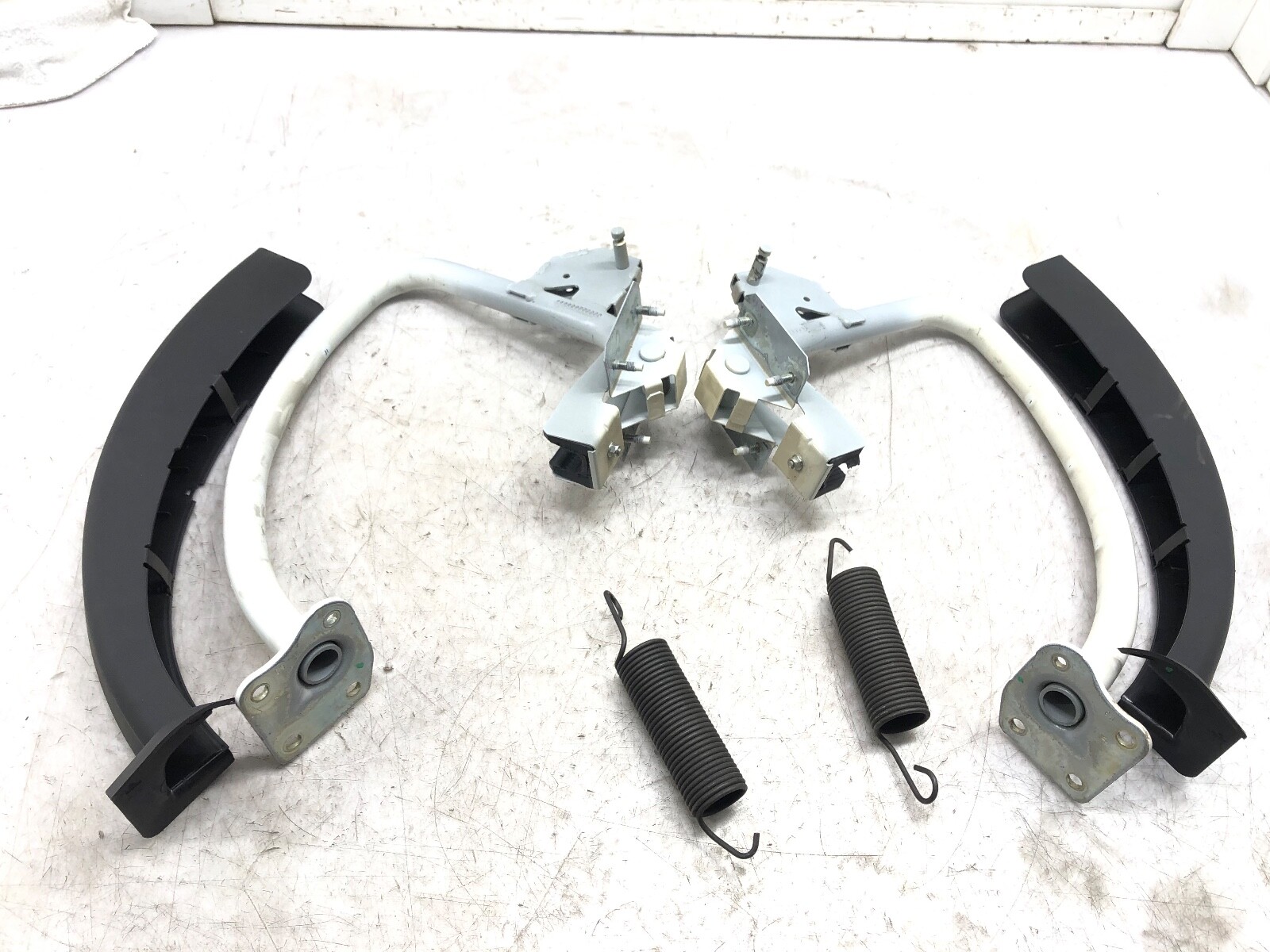 2014-2024 MASERATI GHIBLI LEFT RIGHT REAR TRUNK HINGES SET X2 OEM.