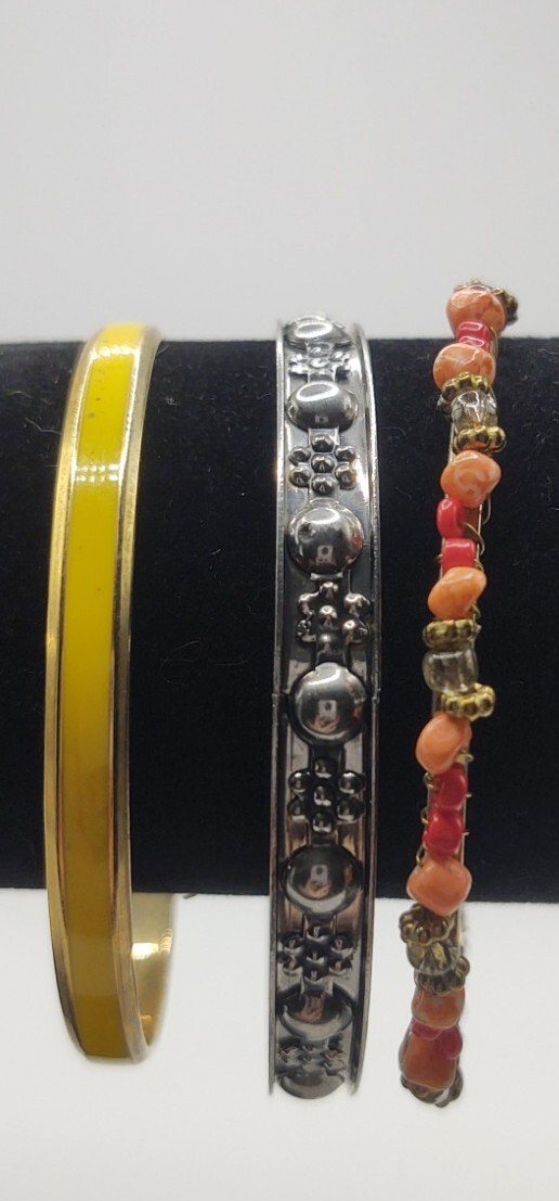 Vintage Bracelets Bangles Unsigned Beaded Enamel … - image 6