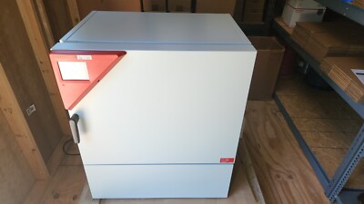 *READ* Binder KBF-115 ( 9020-0321 ) Constant Climate Chamber 200-240V *PARTS*