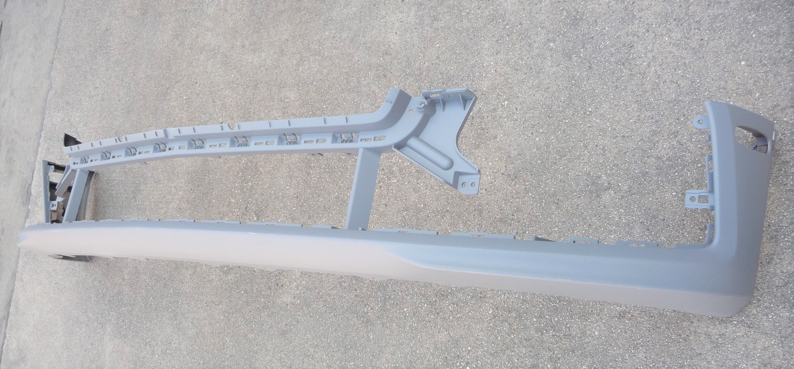 2021-2024 Bentley Sedan 4 Door Flying Spur Front Bumper Cover 3SE807101D OEM