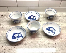 Soba choko cups  for tea, sake, sauces. Endo period. Imari porcelain