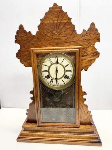 Waterbury Ornate Oak Clock Company Waterbury Conn. USA Gingerbread Working Clock - Bild 2 von 8