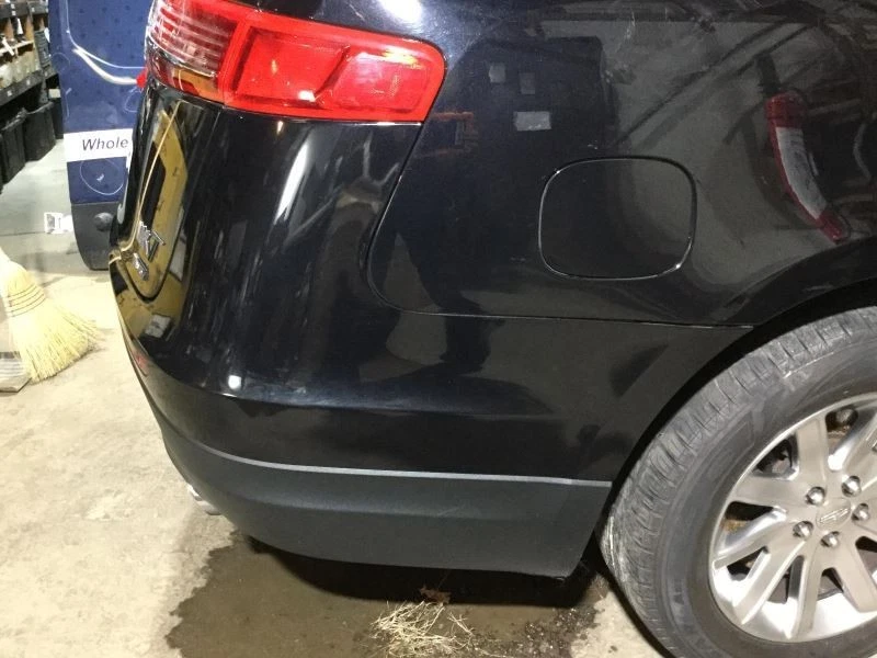 2019 林肯 MKT 后置防撞罩黑色 PC:UM 27083 — 第 2/4 张图片