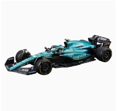 Modellino auto Bburago 1:43 2023 F1 AMR23 #14 Fernando Alonso pressofuso con casco UK - Foto 2 di 6