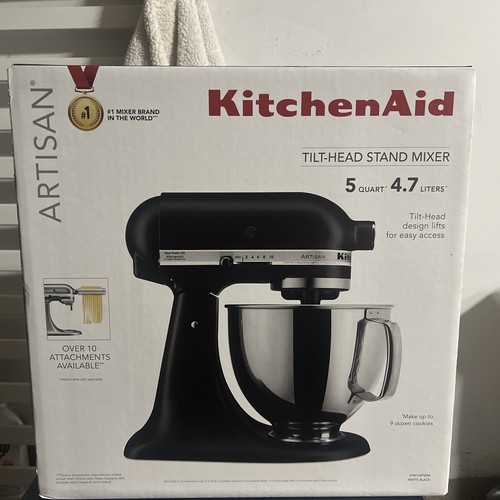 KitchenAid KSM150PSBM Artisan Tilt Head 5Qt. Stand Mixer Black Matte