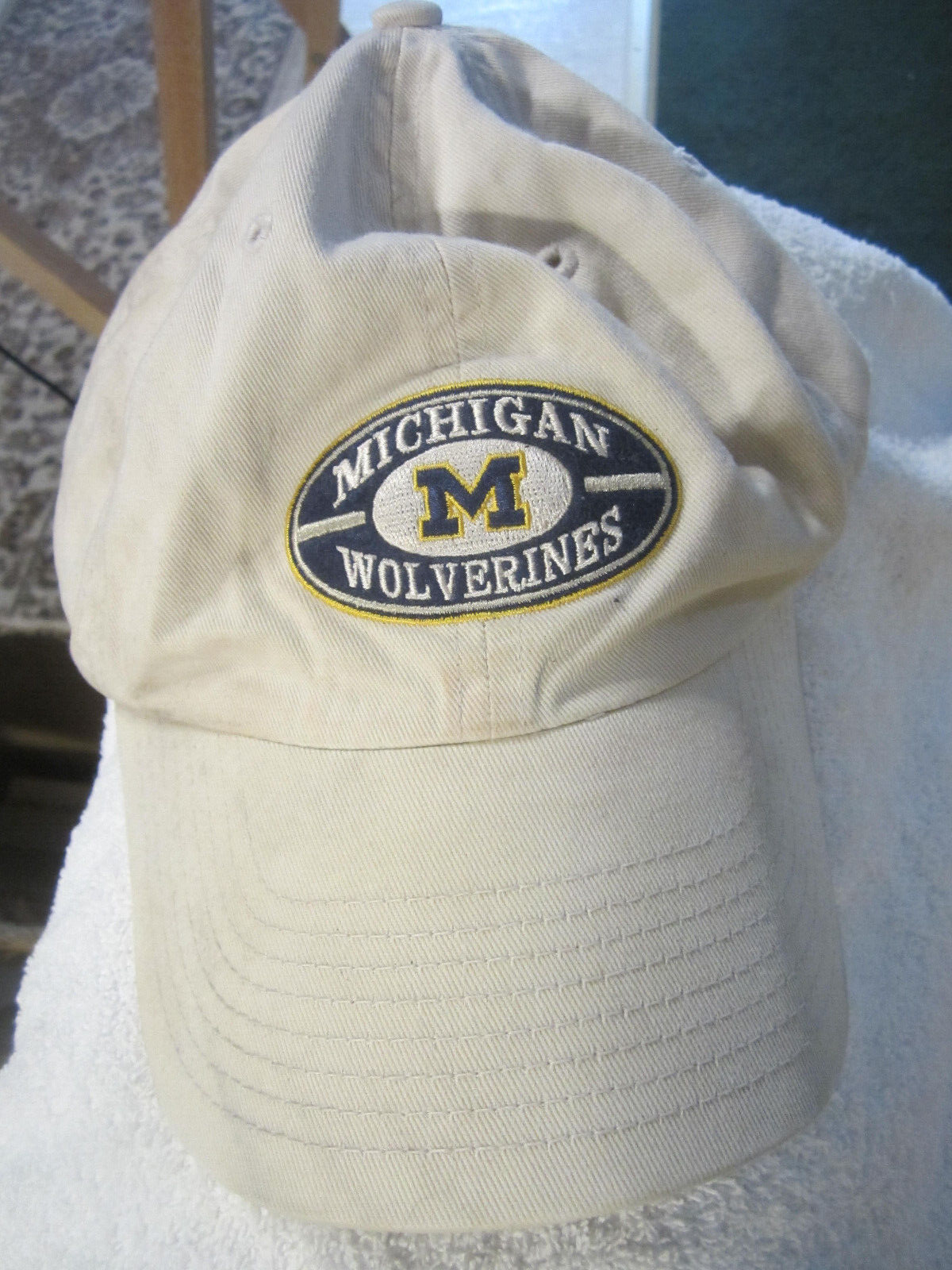 1 University of Michigan  Hat,cap Adjustable Strap Back Twins Enterprises VTG