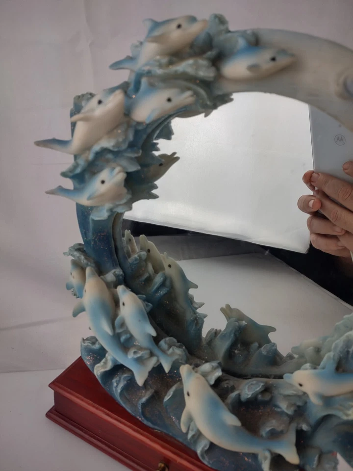 Espejo Familia de Delfines de 12" de Alto en una baratija de madera/joyero Foto 2 de 4