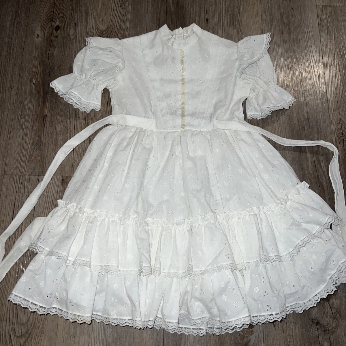 Vintage eyelet clearance dress